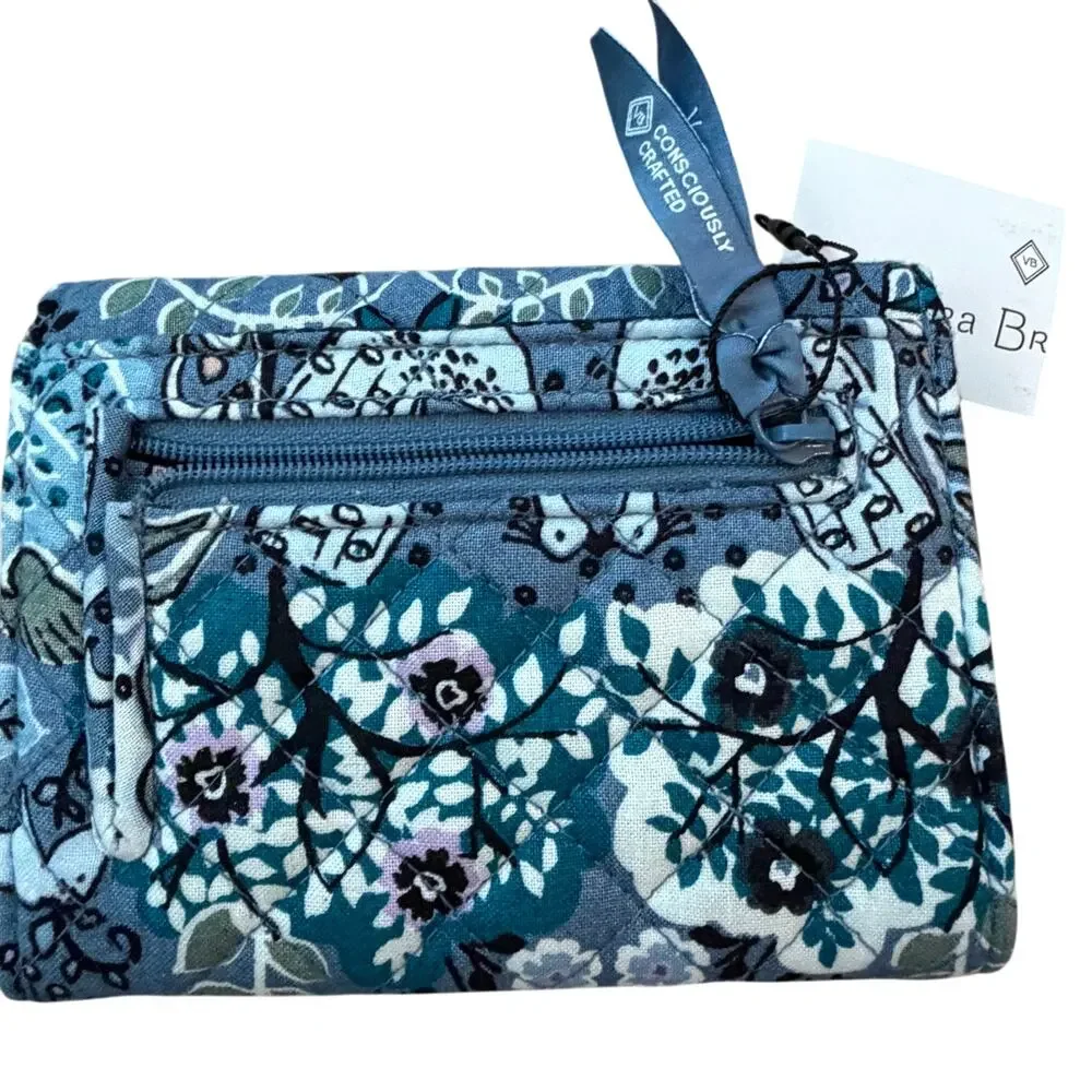 Vera Bradley RFID Riley Compact Wallet Enchantment Blue NEW WITH TAGS - Picture 2 of 9
